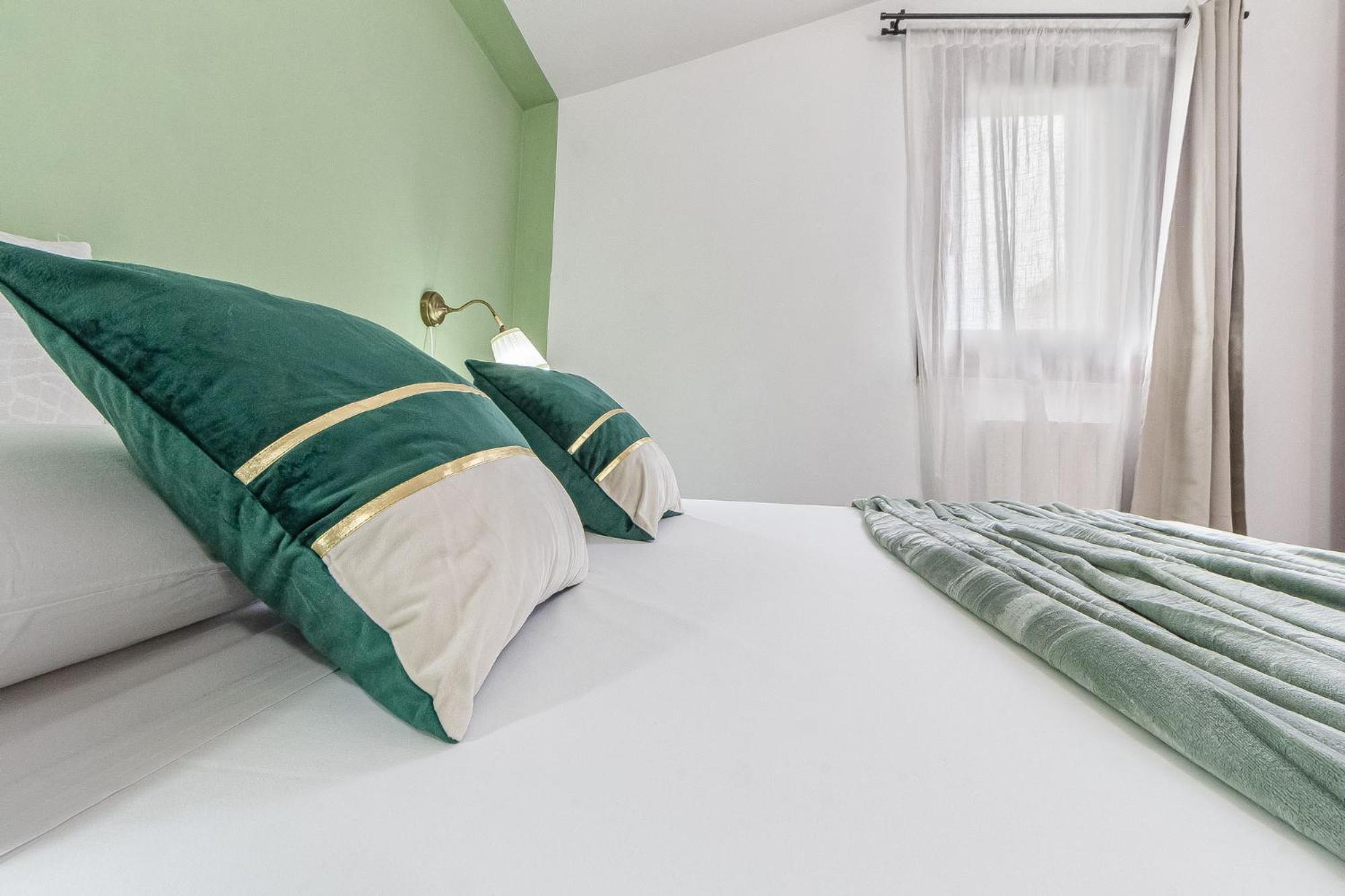 Exclusive Roth Apartments Sassari Bagian luar foto