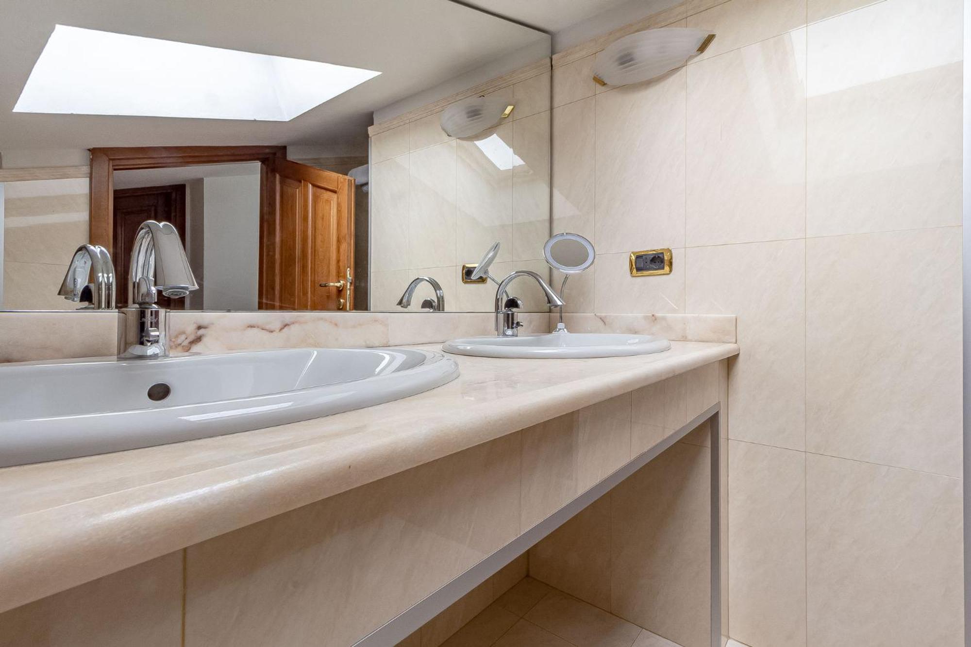 Exclusive Roth Apartments Sassari Bagian luar foto